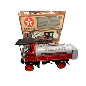 Texaco 1910 Mack Tank Truck Bank 1995 Ertl Collectibles Die-Cast Model Toy